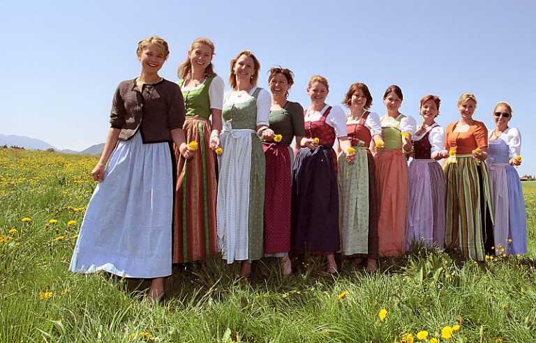 TRAJES TIPICOS DEL MUNDO, ALEMANIA