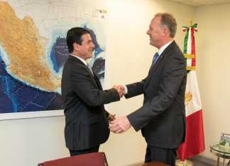 El Embajador Gerónimo Gutiérrez se reúne con el alcalde Kevin Faulconer e integrantes de la Cámara Regional de Comercio de San Diego