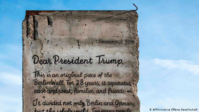 Envían un trozo del Muro de Berlín a la frontera Tijuana - San Diego