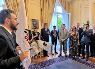 Los Vinos Mexicanos reciben halagos en París durante la presentación de Congreso Mundial de Uva y Vino que se realizará en Baja California